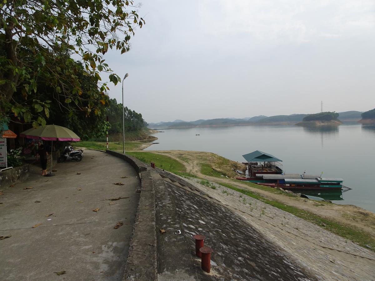 Thac Ba Family Homestay Ho To 외부 사진
